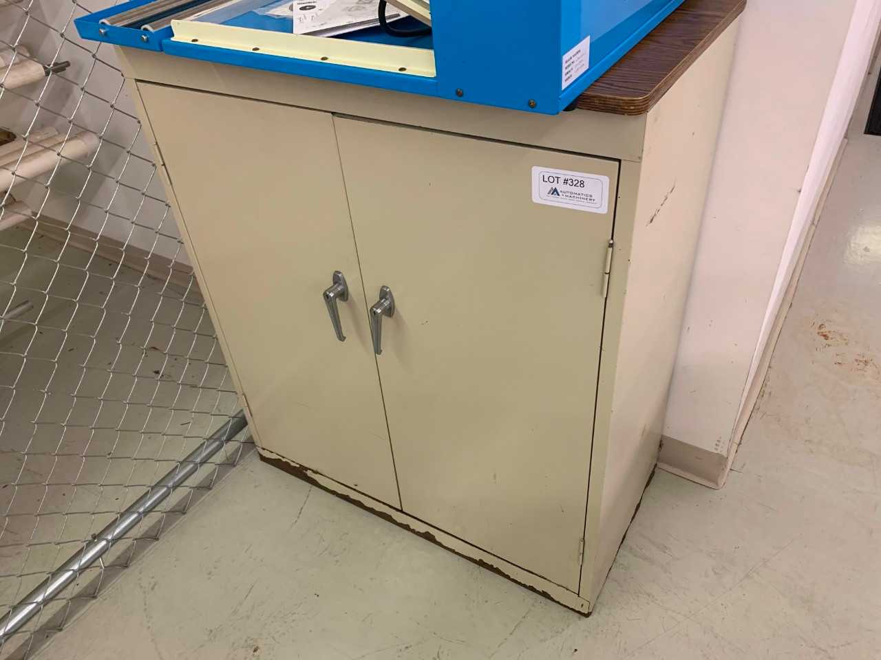 Cabinet ( No Contents ) - SHELVING