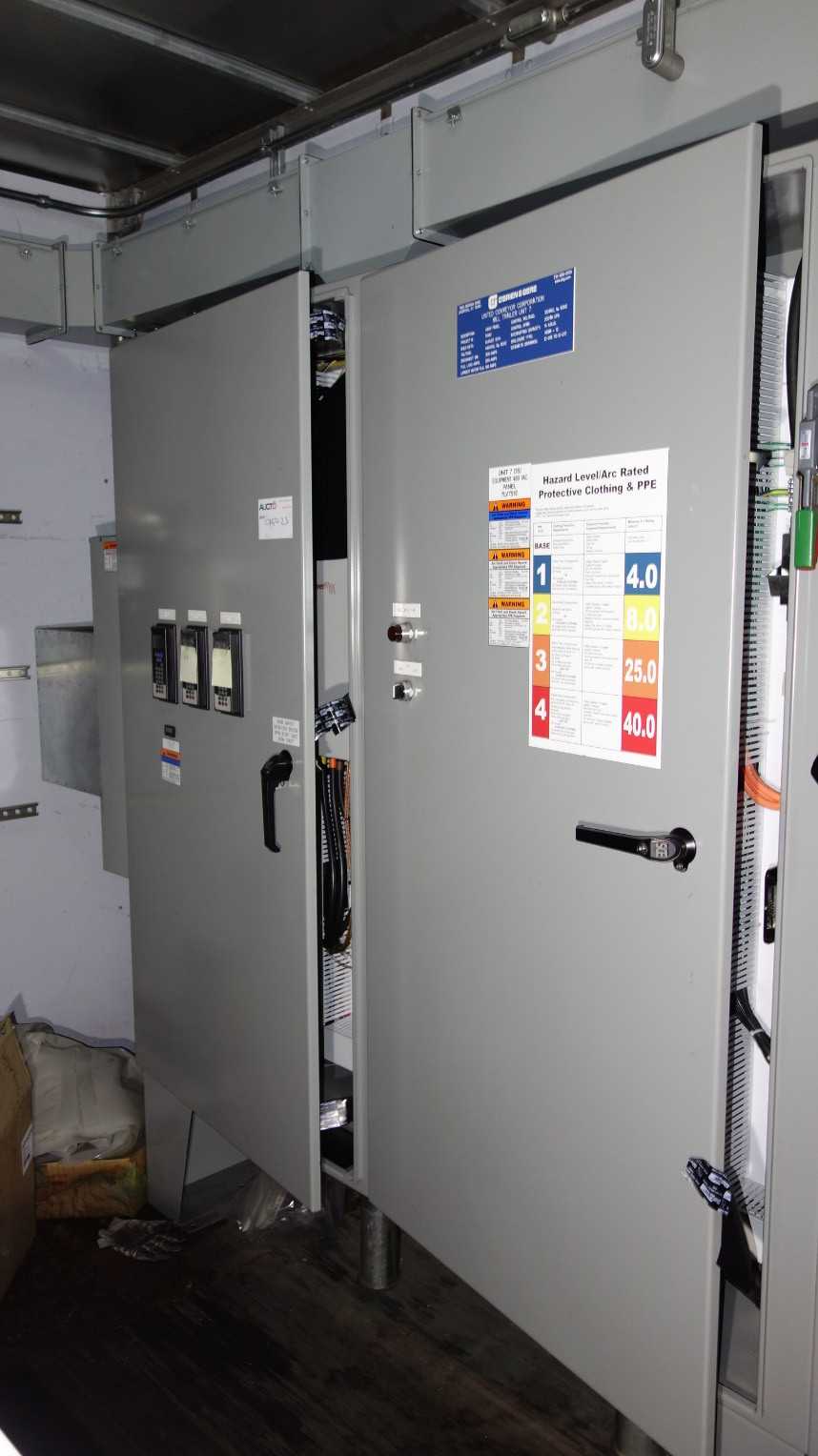 DSI TRAILER CONTROL MOTOR DRIVE PANEL W/ ALLEN BRADLEY POWERFLEX 700 - MOTOR DRIVES