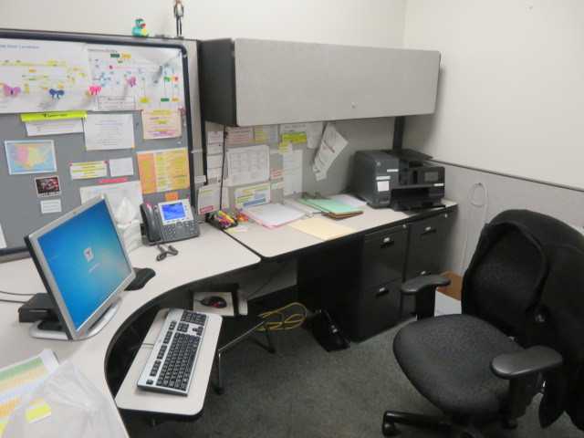 Office Furniture and Cabinets, Lot - MISCELLANEOUS