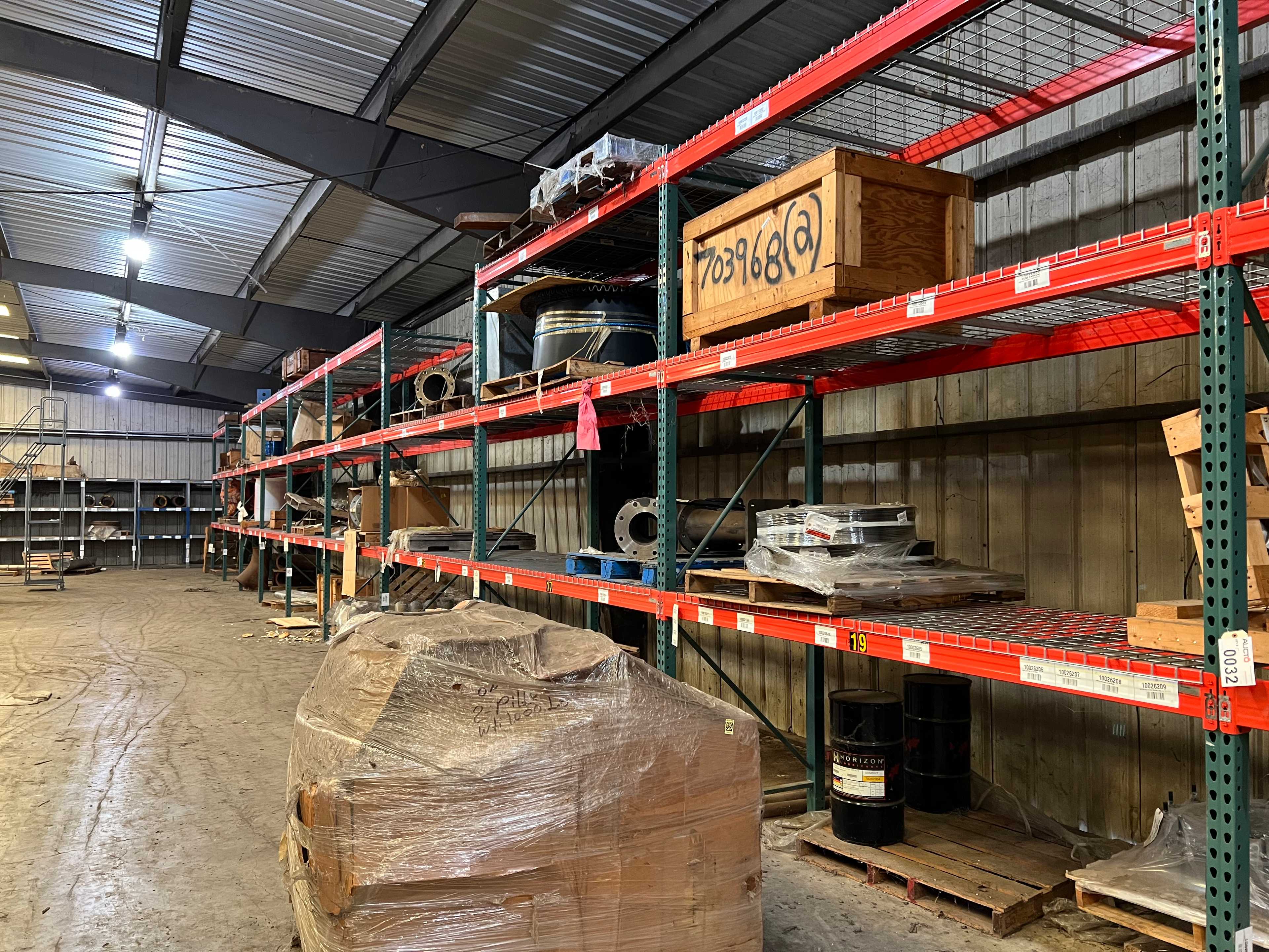 CONTENTS OF RACKING (RACKING NOT INCLUDED) - PALLET RACKING CONTENTS OF RACKING (RACKING NOT INCLUDED) - PALLET RACKING