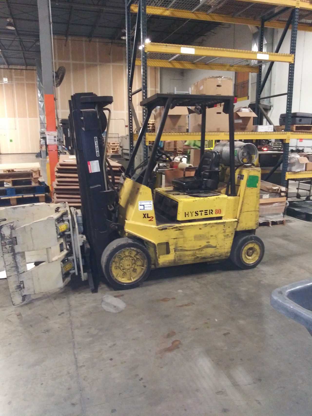 1996 HYSTER 580XLMCS PROPANE COUNTERBALANCE, FENTON, MO - FORKLIFTS