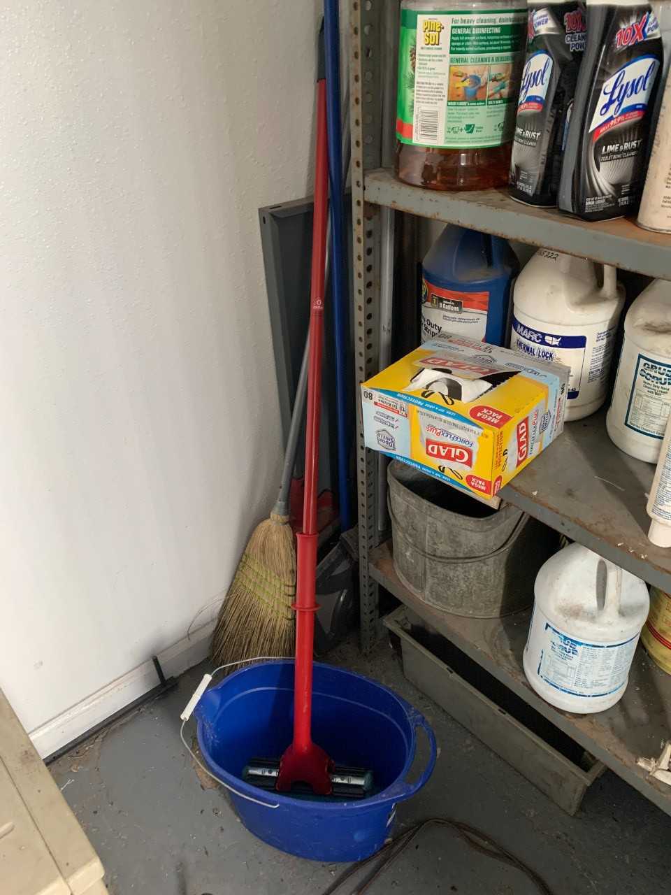 Rack with cleaning supplies - PLANT & FACILITY