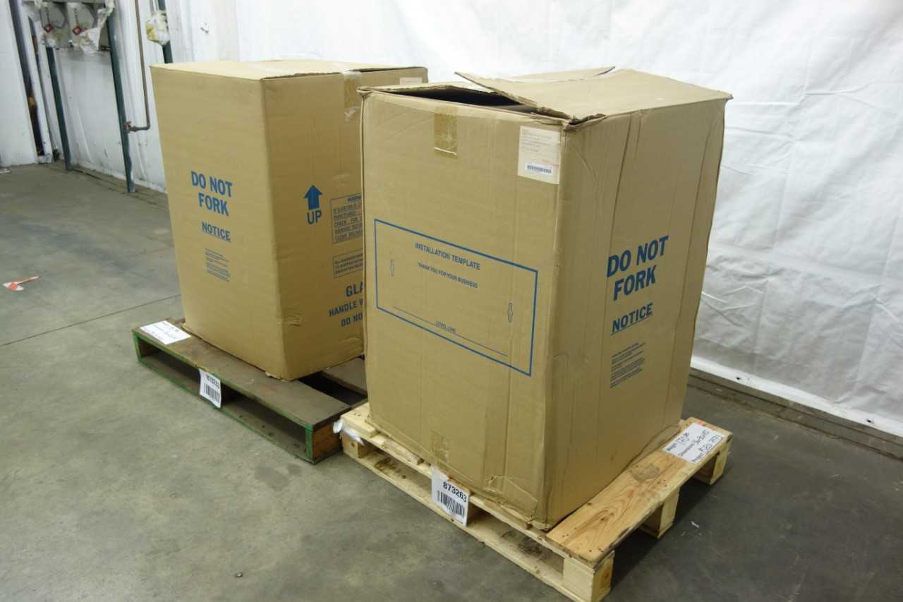 LOT OF 2 GREAT LAKES CASE AND CABINET M207595 WD/WS WALL MOUNT ENCLOSURES - TOOL STORAGE