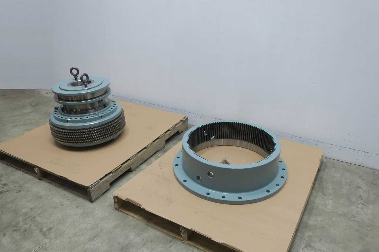 GEAR COUPLING ASSEMBLY - GEAR REDUCERS