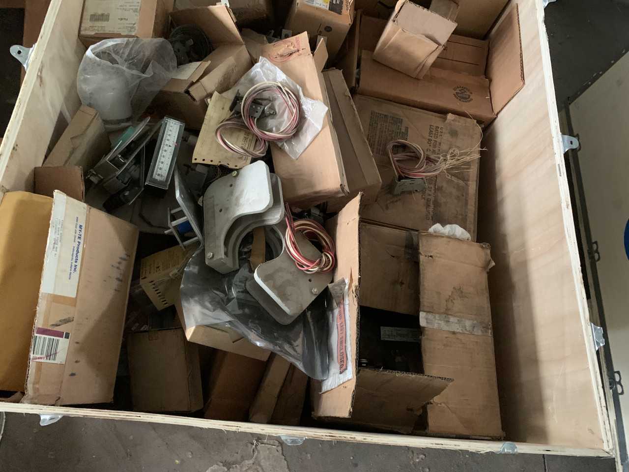 CRATE OF MISC. ELECTRICAL AUTOMATION EQUIPMENT GENERAL ELECTRIC ETC. - ELECTRICAL COMPONENTS