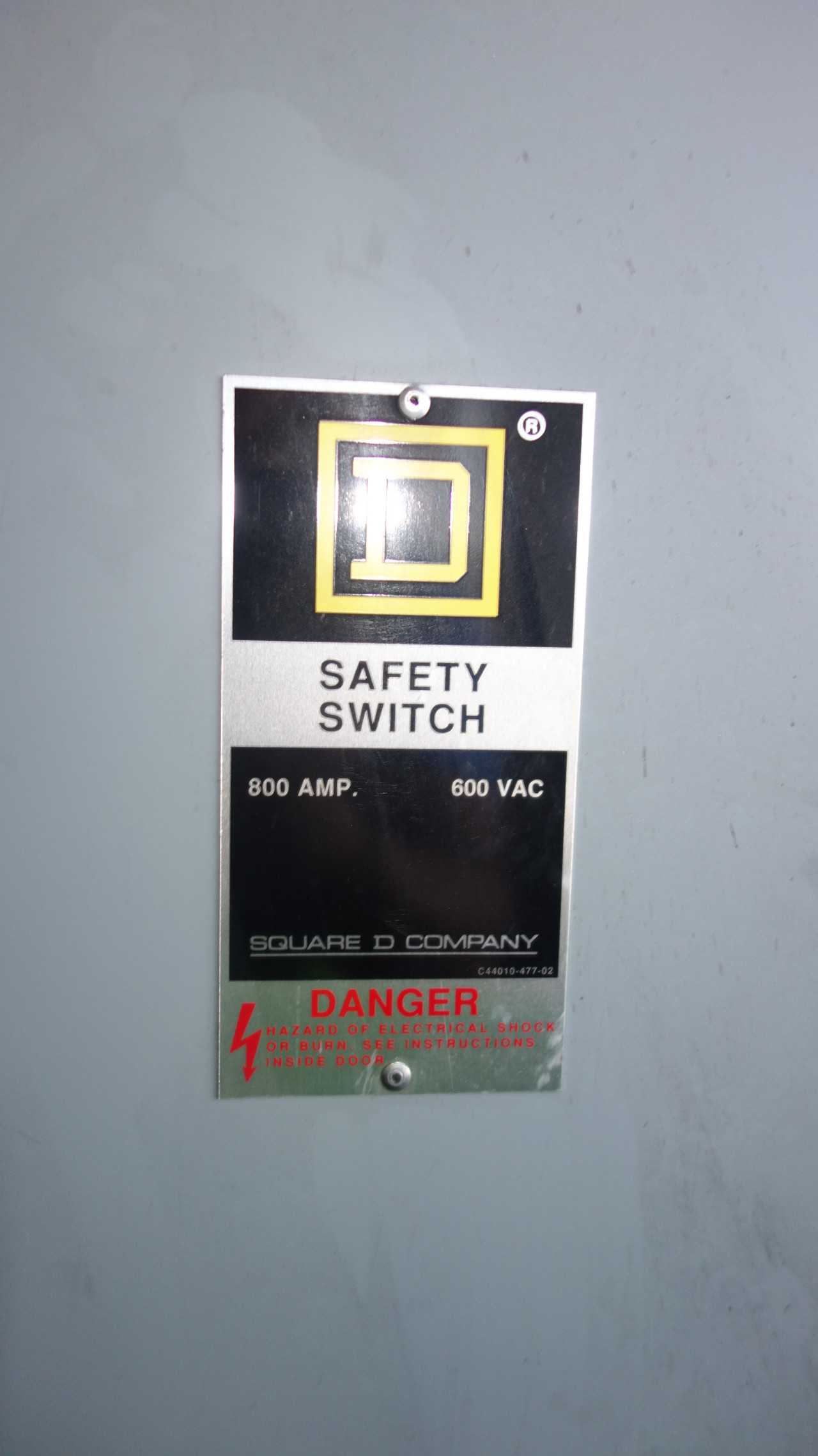 SQUARE D H367 800A NON-FUSIBLE DISCONNECT SWITCH - DISCONNECT SWITCHES
