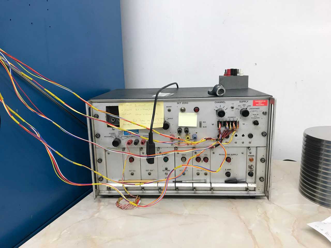 Thermotron Oven - LAB & SCIENTIFIC