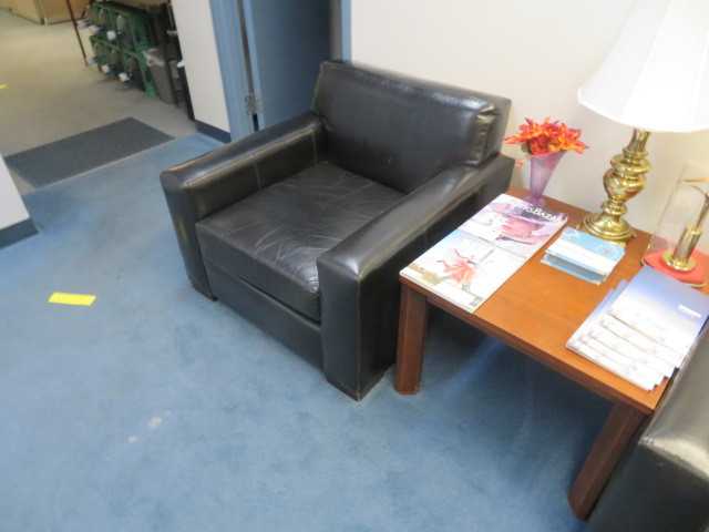 Office Furniture and Panels, Lot - MISCELLANEOUS