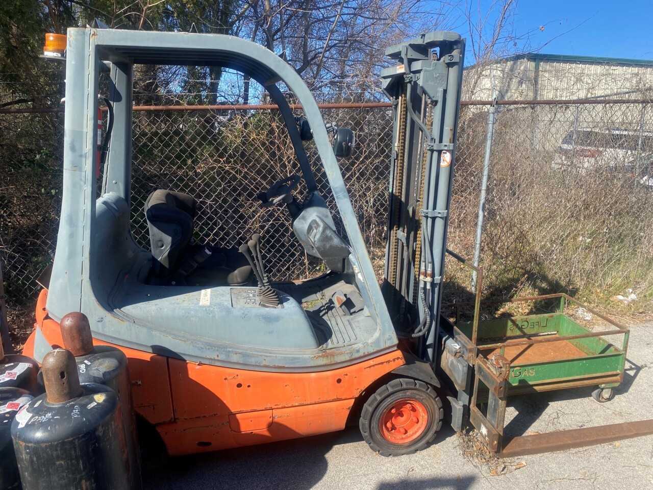 1993 Baker - MATERIAL HANDLING