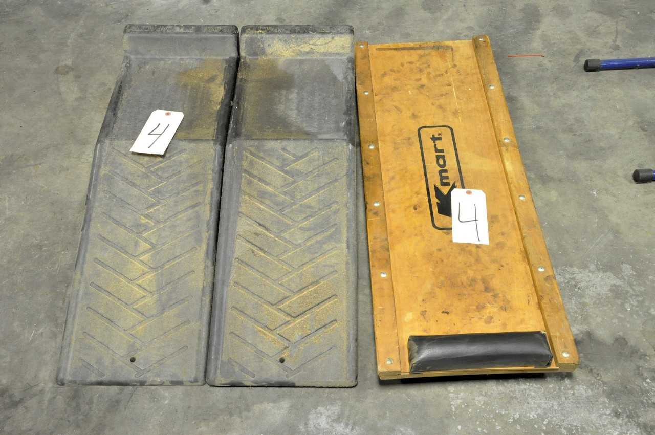 Lot-Mechanics Floor Creeper and Pair Car Ramps - MACHINING EQUIPMENT