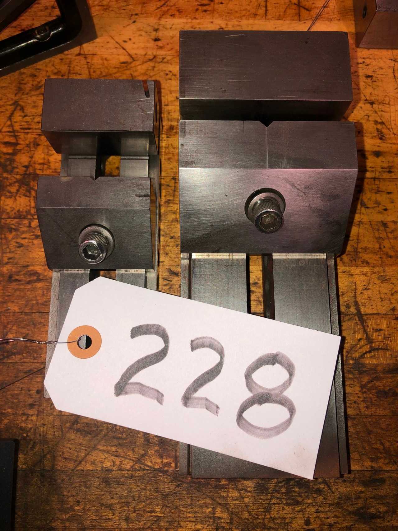 2-Precision Vises - ELECTRIC POWER TOOLS
