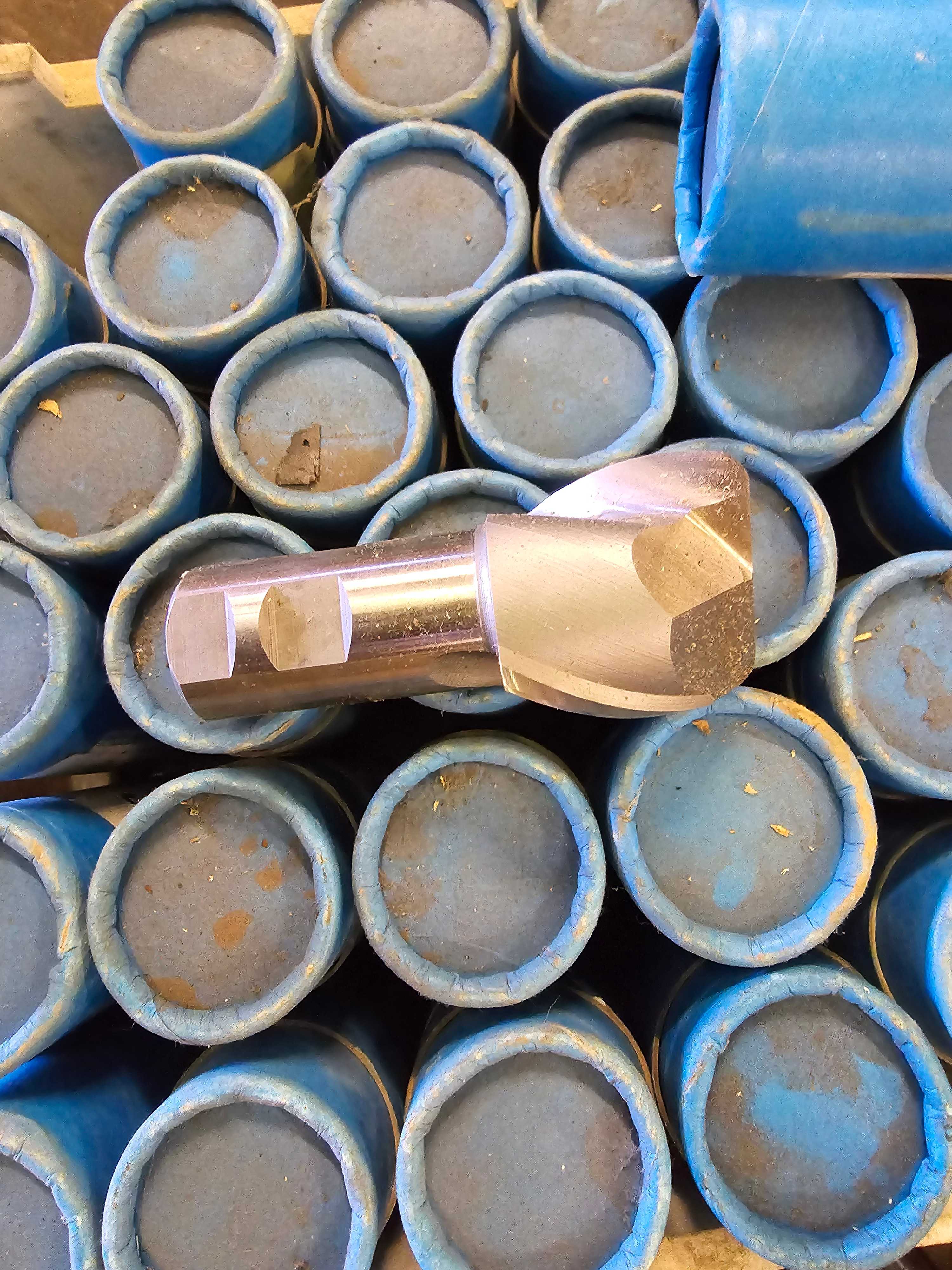 LOT OF INDUSTRIAL PARTS, TOOLS, AND APPROX. 72 DRILL BITS - INDUSTRIAL PARTS