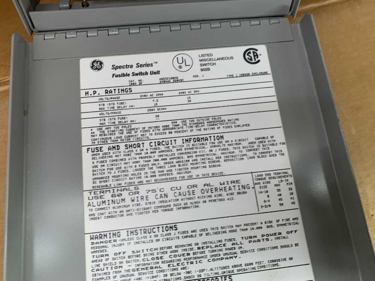 NEW GENERAL ELECTRIC FUSIBLE SWITCH UNIT BUS PLUG 100AMP - ELECTRICAL COMPONENTS