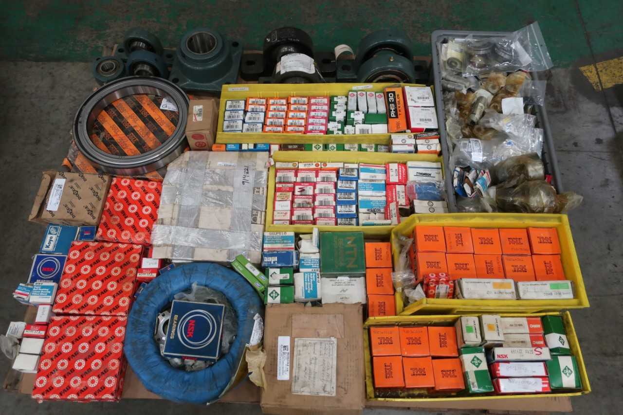 1 PALLET OF ASSORTED BEARINGS - BEARINGS