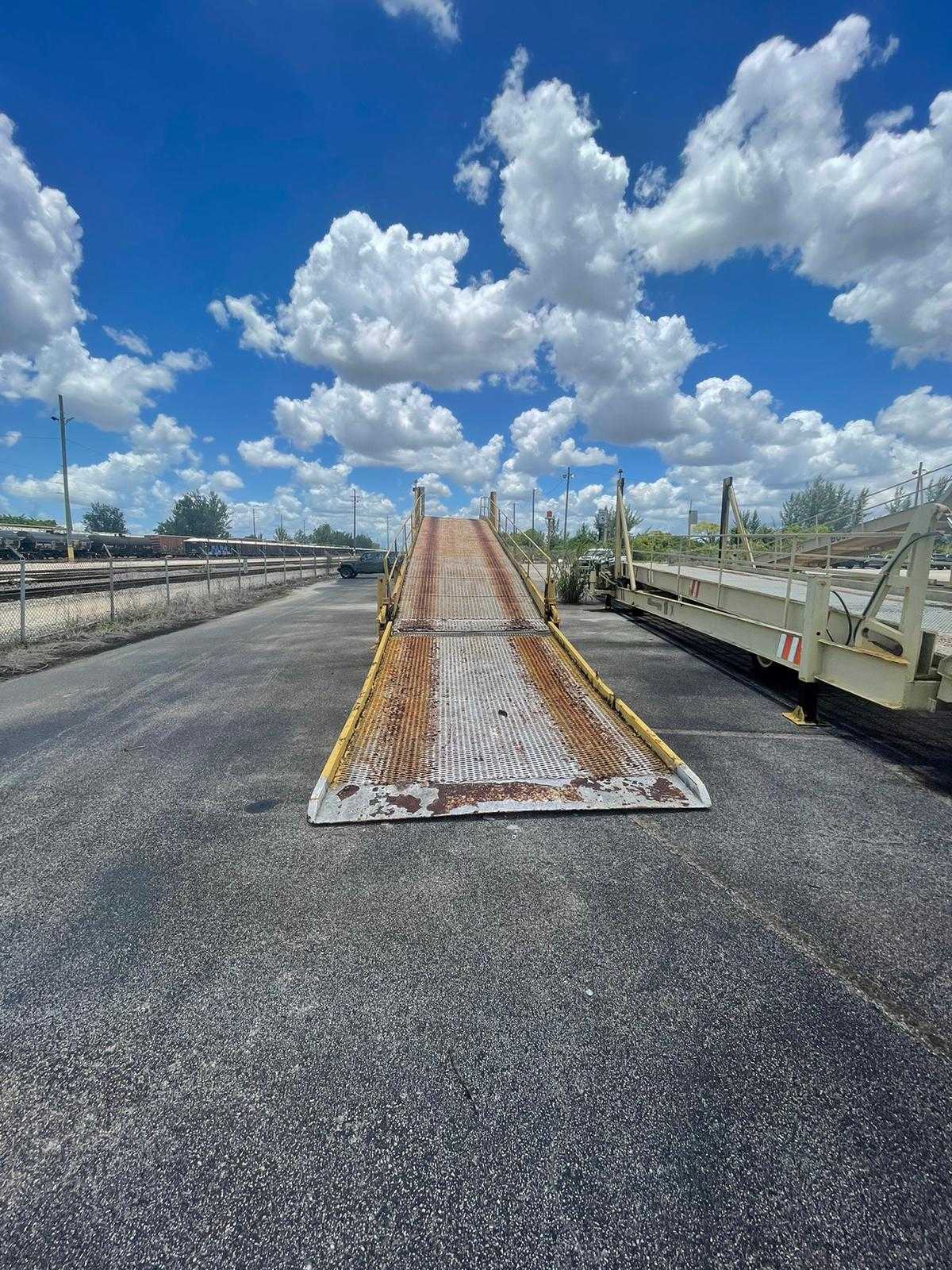 2017 Buck CDSP404M Loader - WHEEL LOADERS