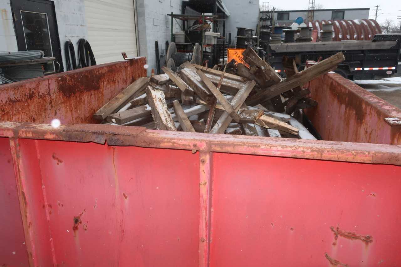 DUMP TRUCK BED, WOOD NOT INCLUDED - TRAILER MOUNTED EQUIPMENT