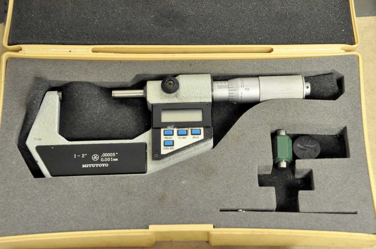 Mitutoyo Digital Outside Micrometer with Case - ELECTRIC POWER TOOLS