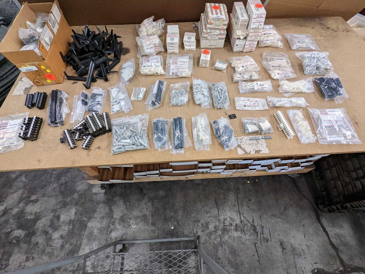 [Buchanan - 1452QTY] Terminal Blocks - ELECTRICAL COMPONENTS