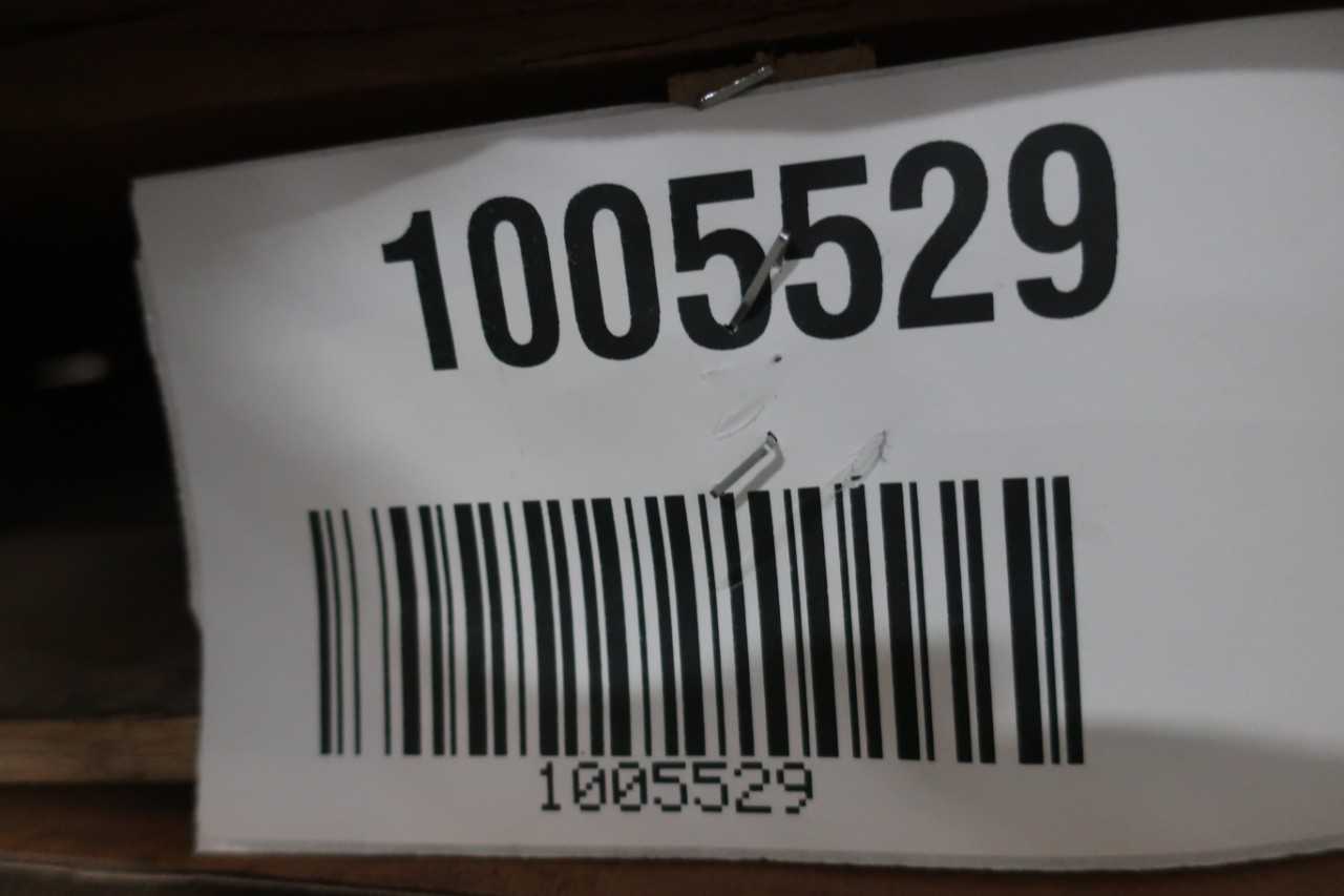 LOT OF ASSORTED FORKLIFT PARTS AND ACCESSORIES - FORKLIFTS