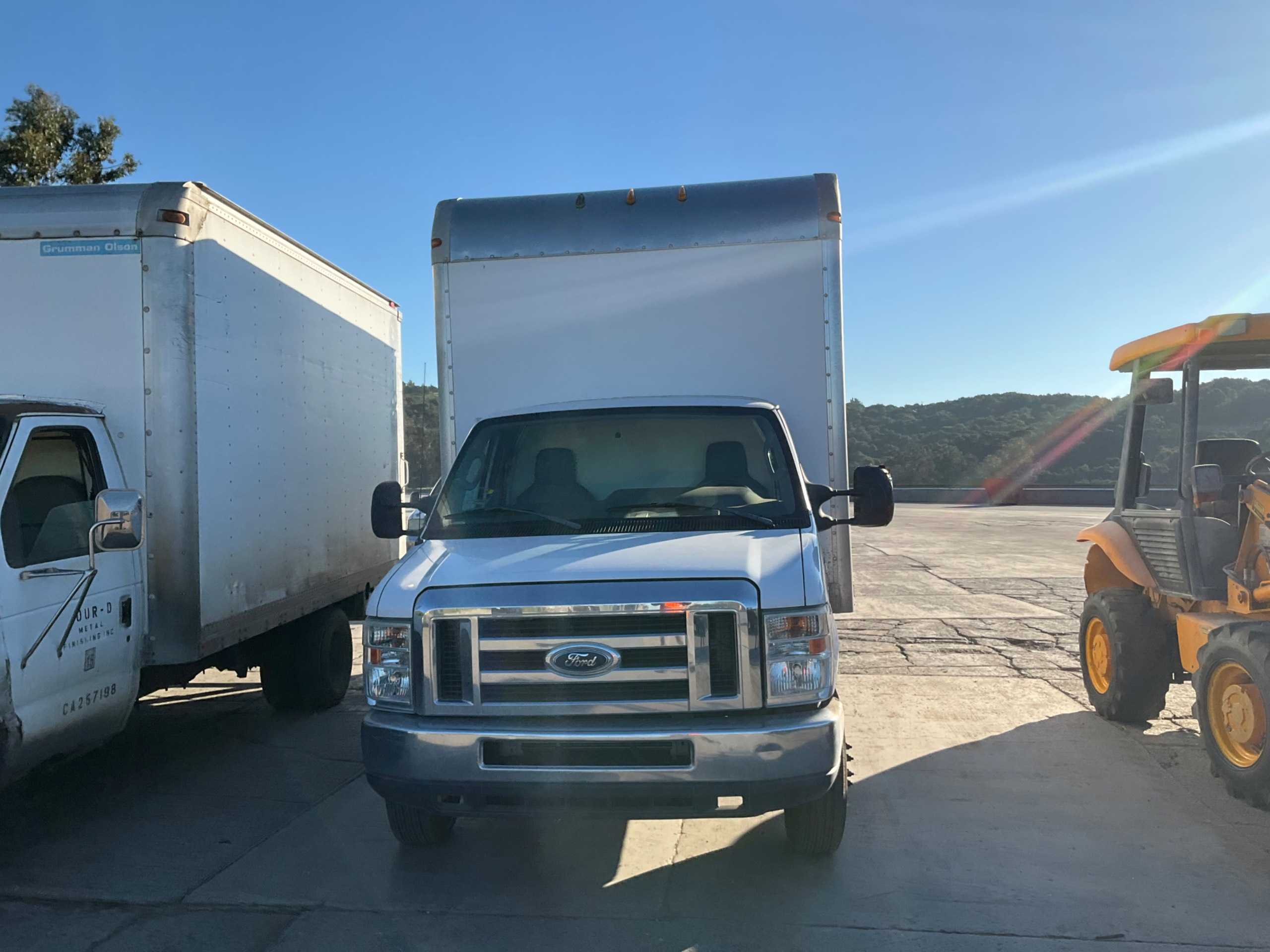 2012 FORD E-350 STRAIGHT CARGO TRUCK