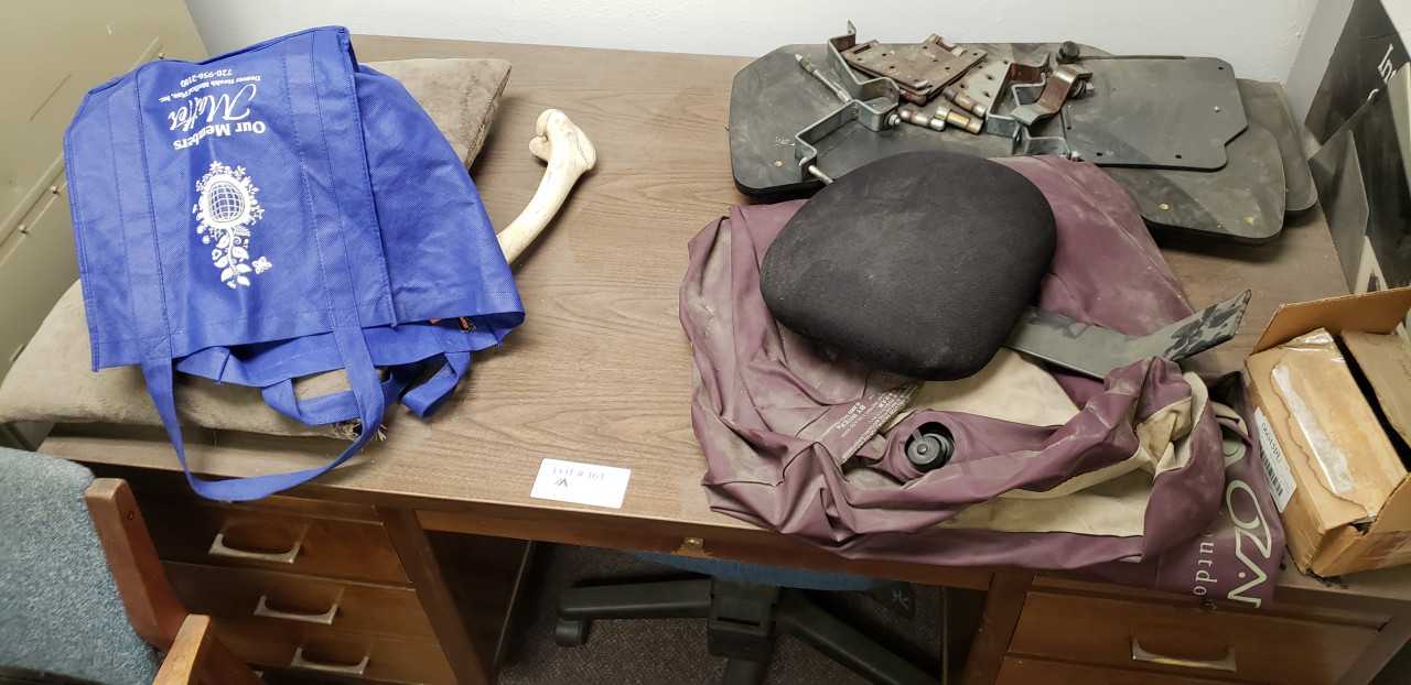 Desk - MISCELLANEOUS