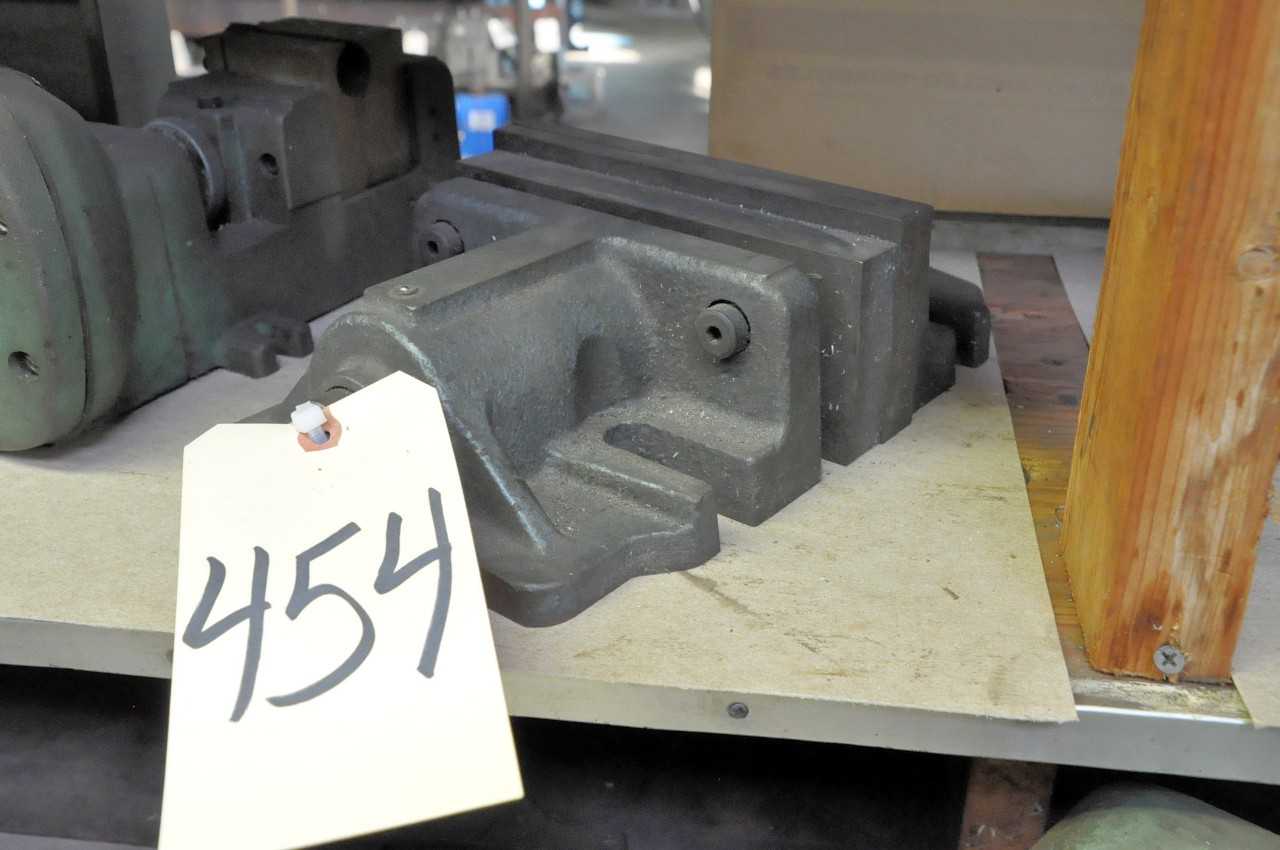 Machine Vise - HAND TOOLS