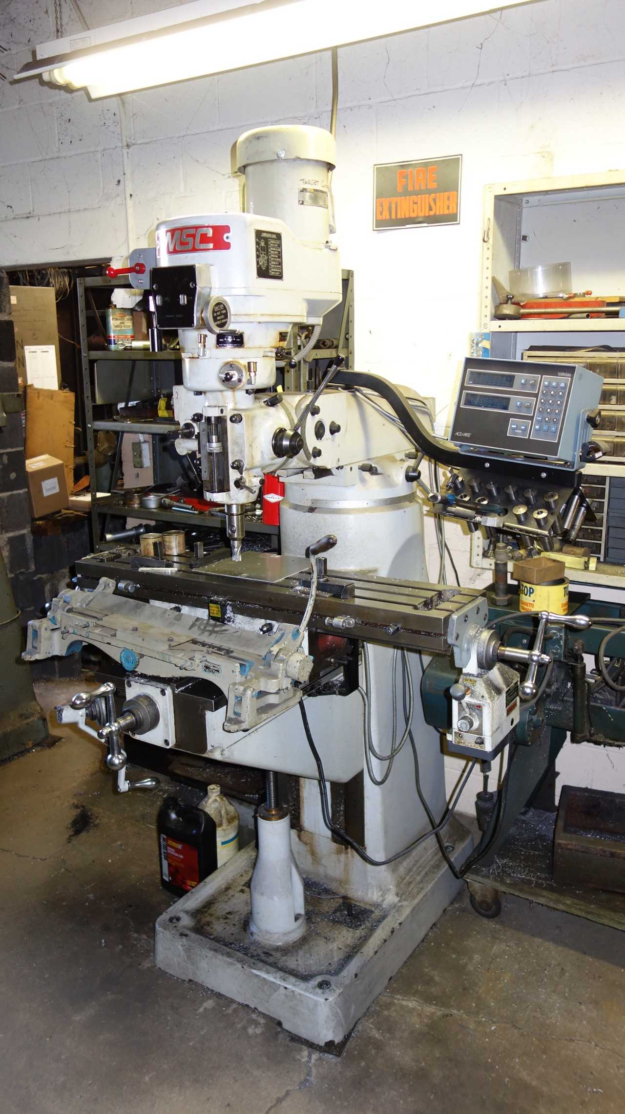 MSC VARIABLE SPEED VERTICAL MILLING MACHINE 220V-AC W/ ACU-RITE MILLMATE CONTROLLER - VERTICAL MILLING MACHINES