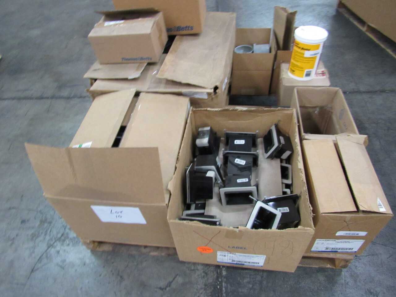 Pallet of 201x Assorted Electrical Conduit/Fitting, Switches, Light, Cables & Tools - ELECTRICAL COMPONENTS