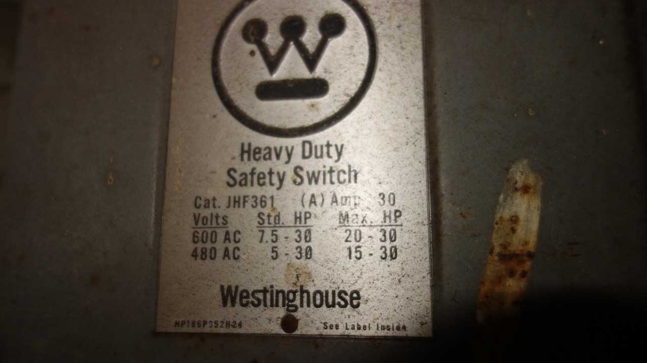 LOT OF 3 - GE 37.5 KVA TRANSFORMER & 2 WESTINGHOUSE DISCONNECTS - CONTROL TRANSFORMERS