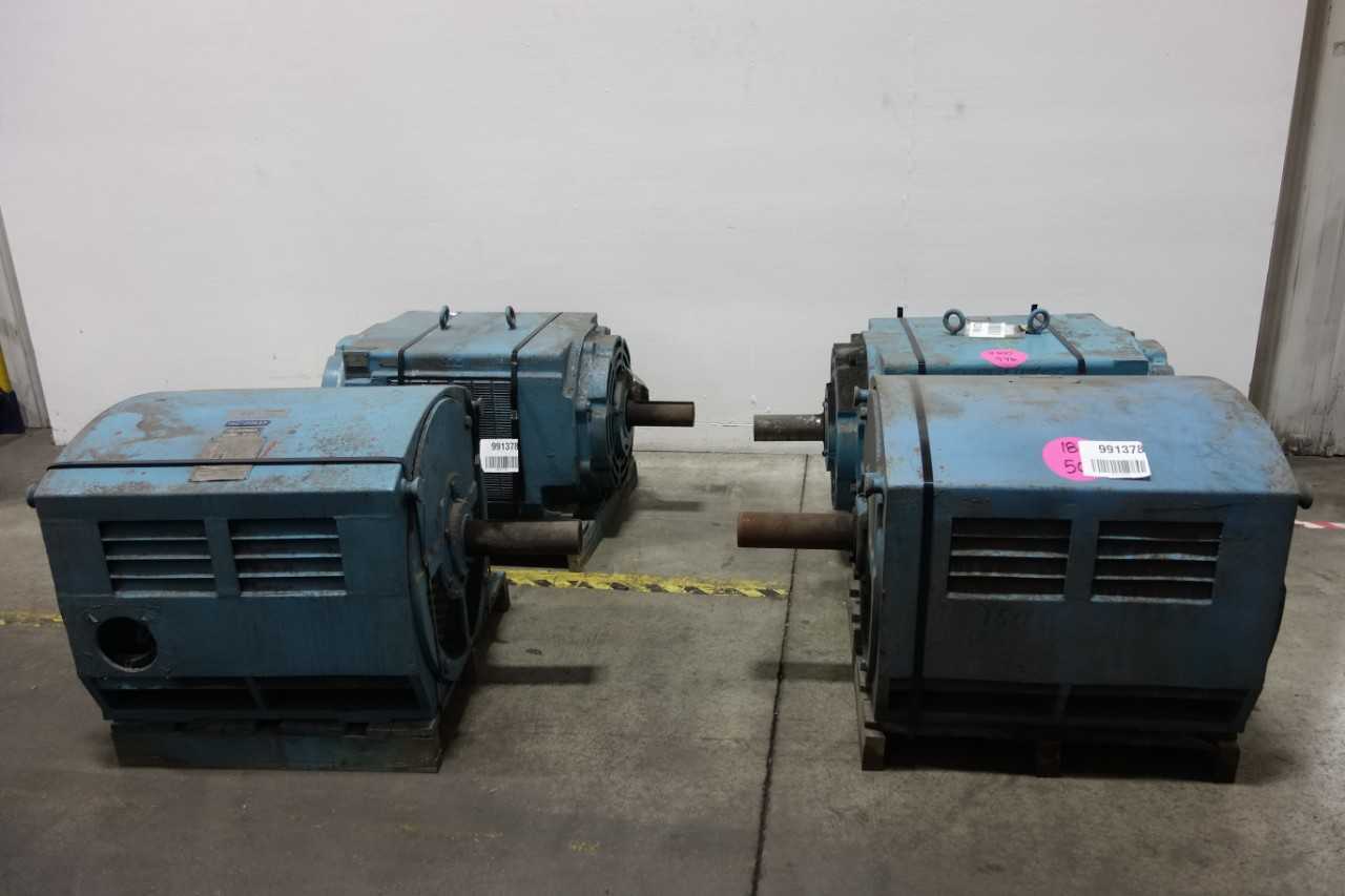 LOT OF 4 ASSORTED ELECTRIC MOTORS - ELECTRIC MOTORS