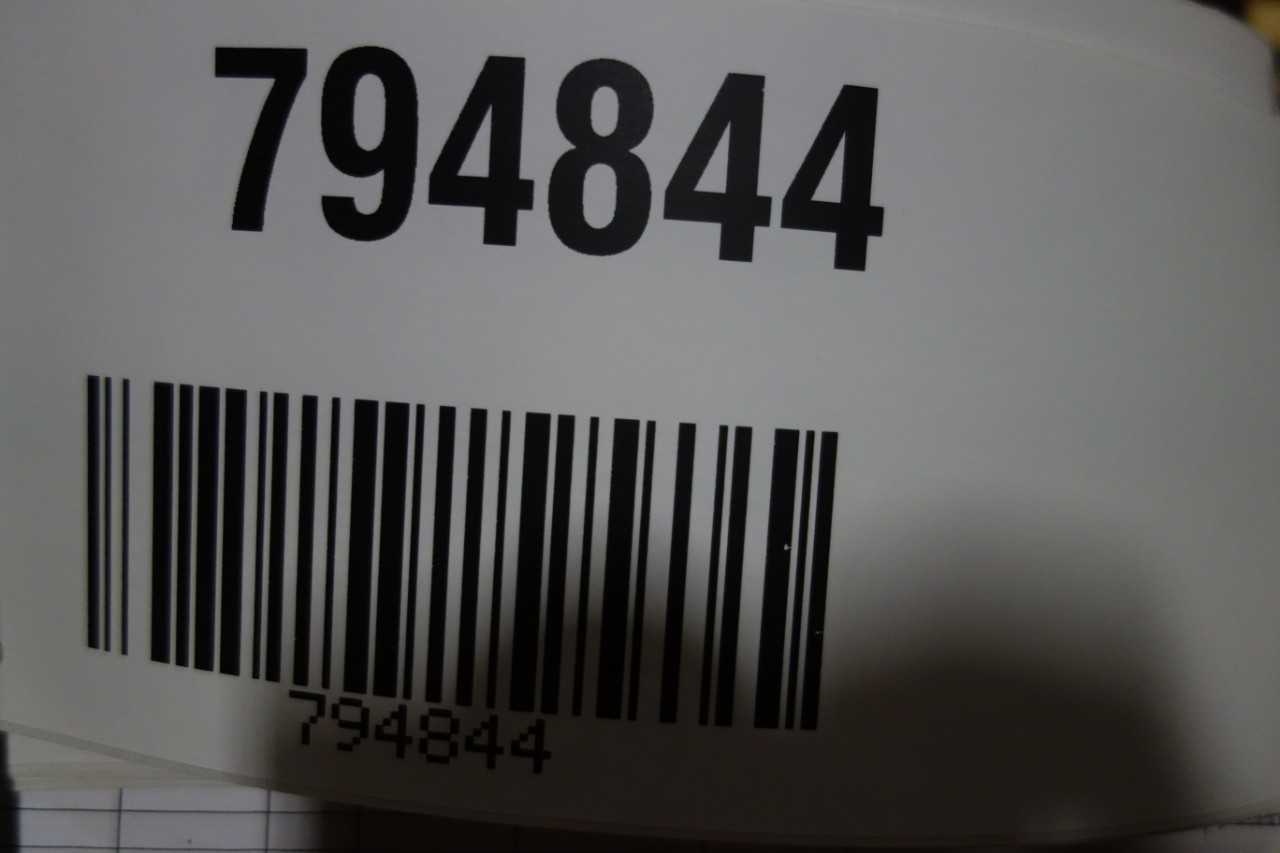 PALLET OF NEC LCD MULTISYNC P402 MONITORS DELL ECM01 SERVERS - ELECTRICAL COMPONENTS