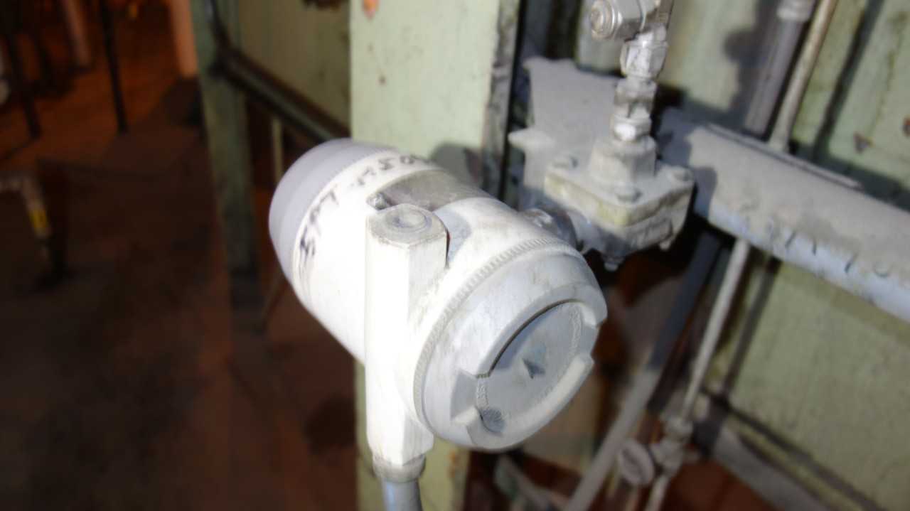 LOT OF 3 ASSORTED HONEYWELL ST3000 PRESSURE TRANSMITTER - INSTRUMENTATION