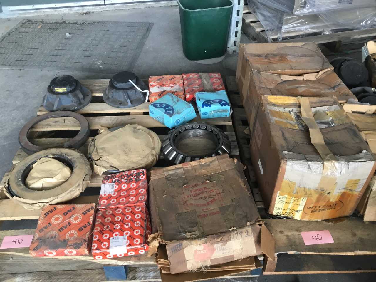 Lot of Bearings - BEARINGS