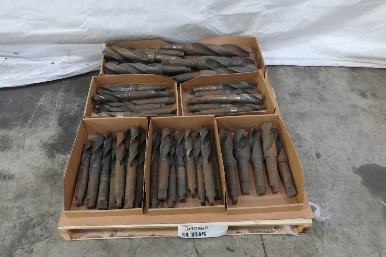 PALLET OF ASSORTED DRILL BITS - WORKHOLDING