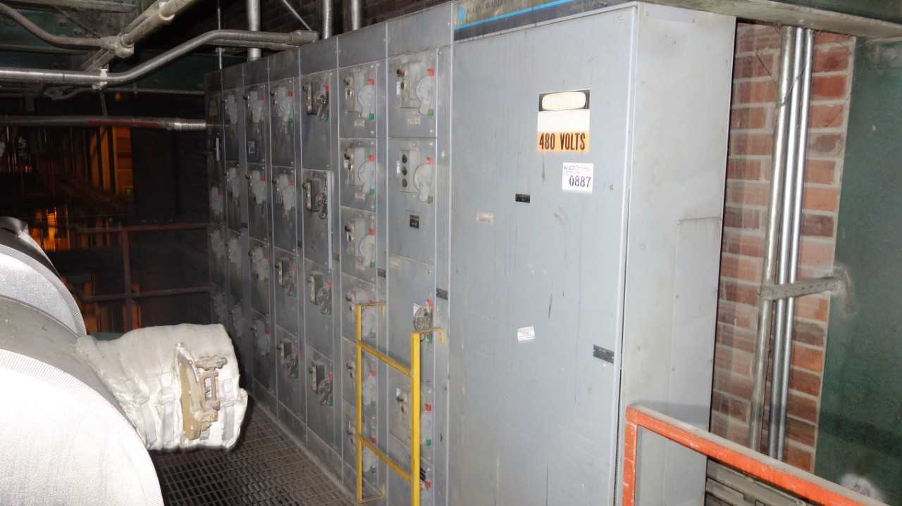 7X VERTICAL SECTIONS ALLEN BRADLEY 2100 CENTERLINE MCC BUCKETS (BUCKETS EXCLUDED, CABINET ONLY, ELECTRICAL & CABLES INCLUDED) - AUTOMATION & CONTROLS