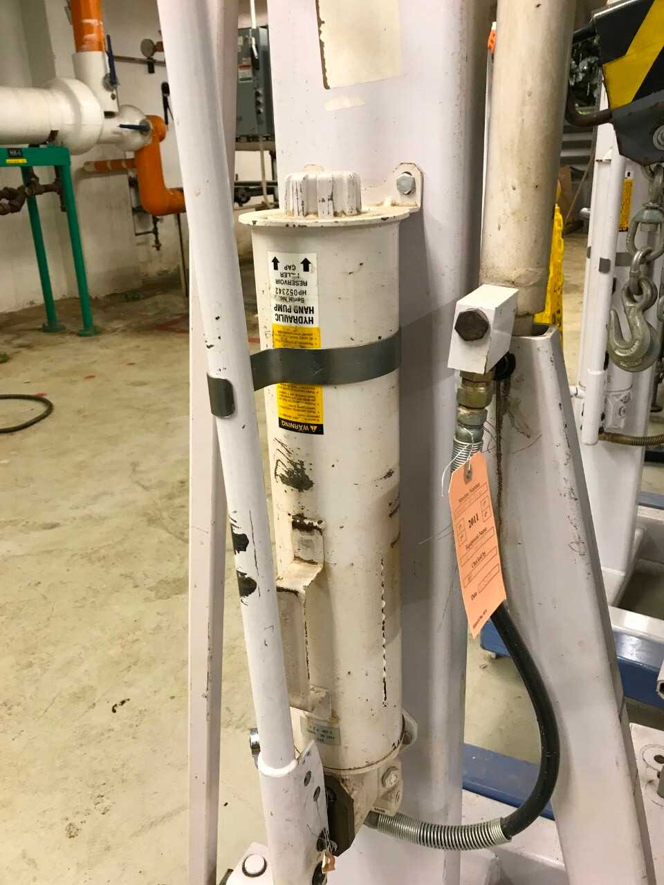 OTC Portable Hoist - LIFTING EQUIPMENT