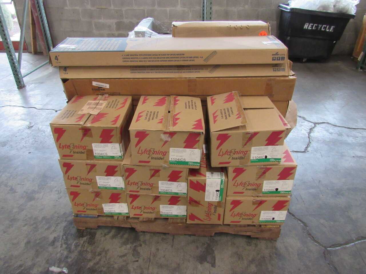Pallet of 23x Assorted Lights - LIGHTING