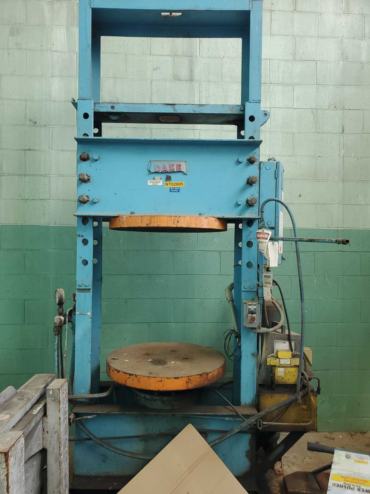 Press - PRESSES