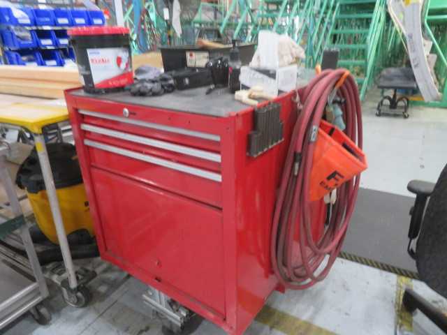 7 and 3 Drawer Tool Box Snap On - MISCELLANEOUS