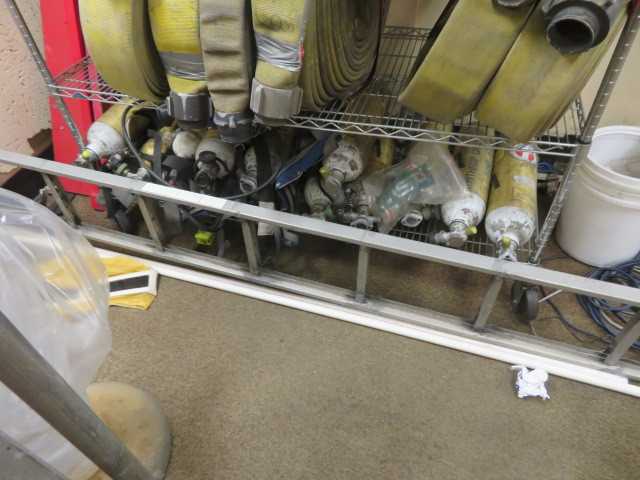 Oxygen Bottles (lot) - MISCELLANEOUS