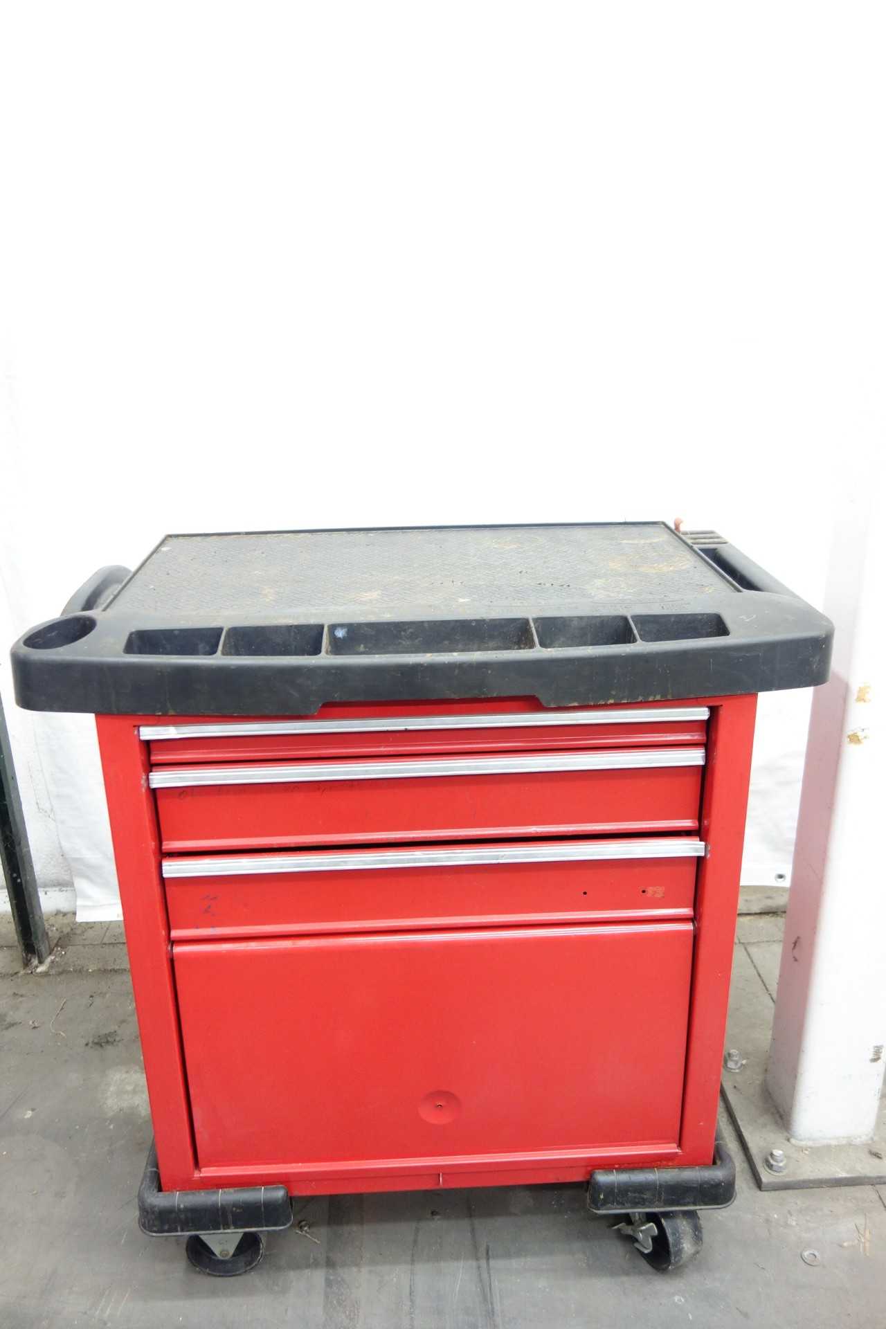 CRAFTSMAN 3 DRAWER PROJECT CENTER - TOOL STORAGE