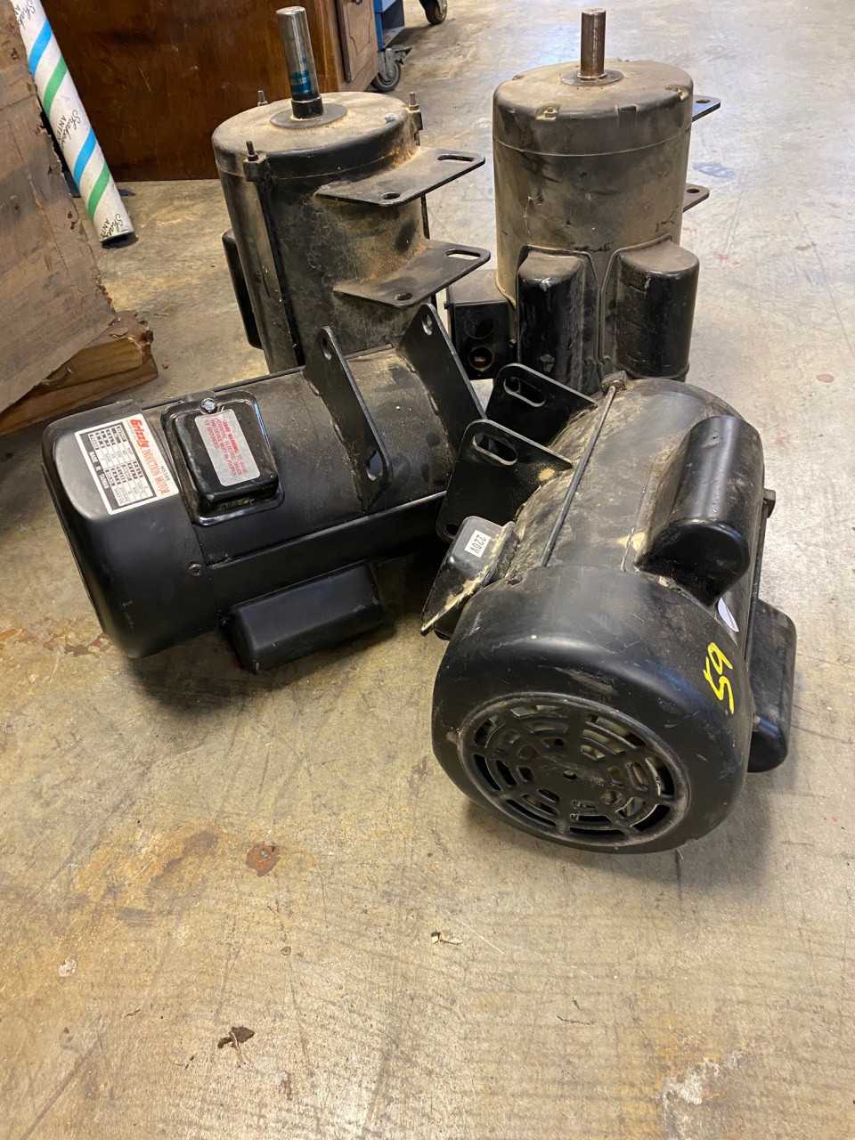 Lot of 4 Grizzly H5389 induction motors 5 hp 2 pole - ELECTRIC MOTORS