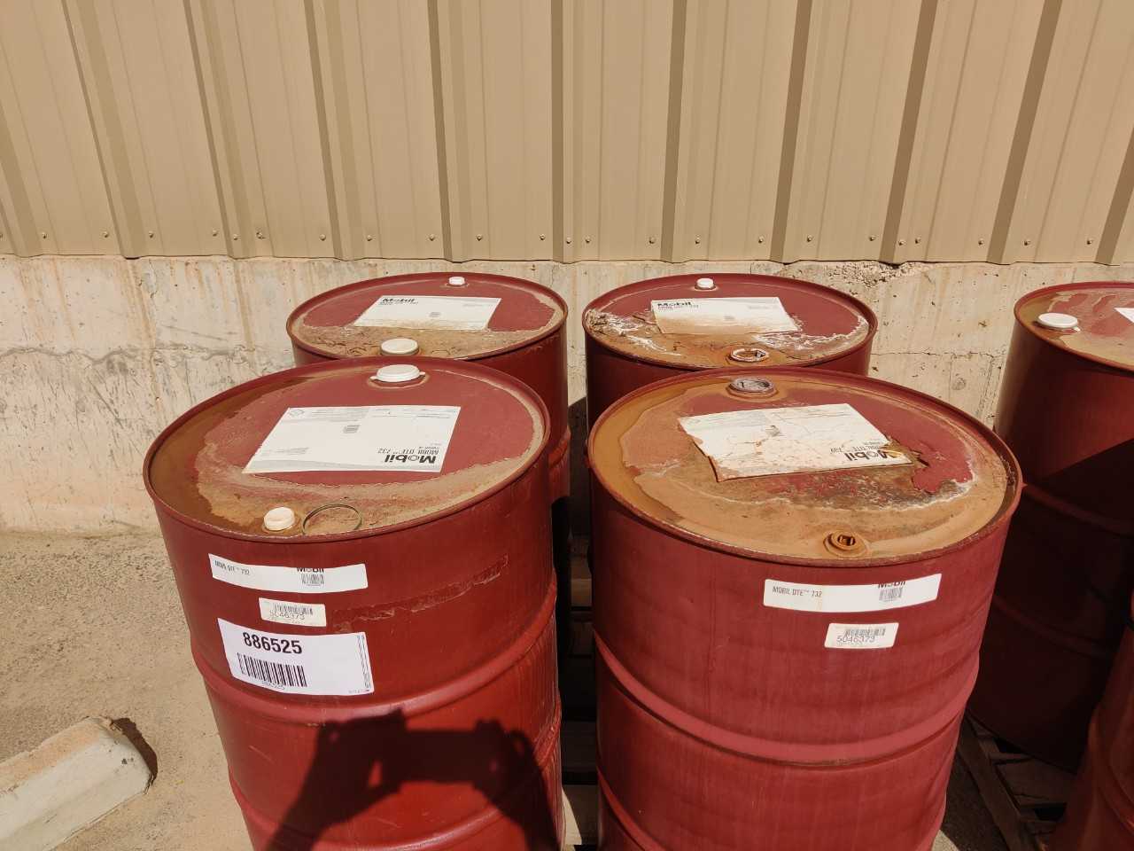 1 PALLET OF 4 55 GALLON DRUMS DTE 732 TURBINE OIL - ELECTRIC POWER TOOLS