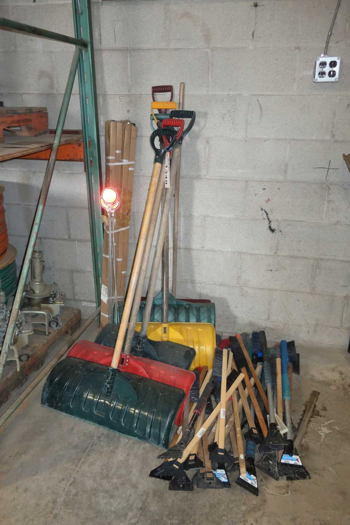 LOT OF ASSORTED WINTER WEATHER EQUIPMENT - PLANT & FACILITY
