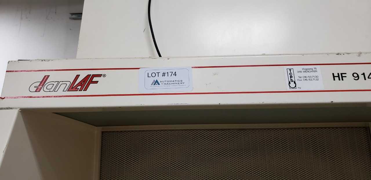 2002 Dan Laf HF-914 Laminar Air Flow Cabinet - MACHINING ACCESSORIES & TOOLING