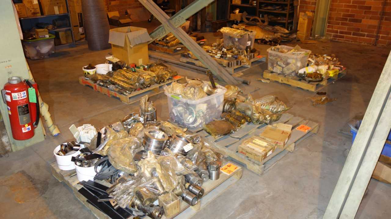 6 PALLETS OF ASSORTED MRO CONTENTS, STEEL BOLTS , REPLACEMENT PARTS - MISCELLANEOUS