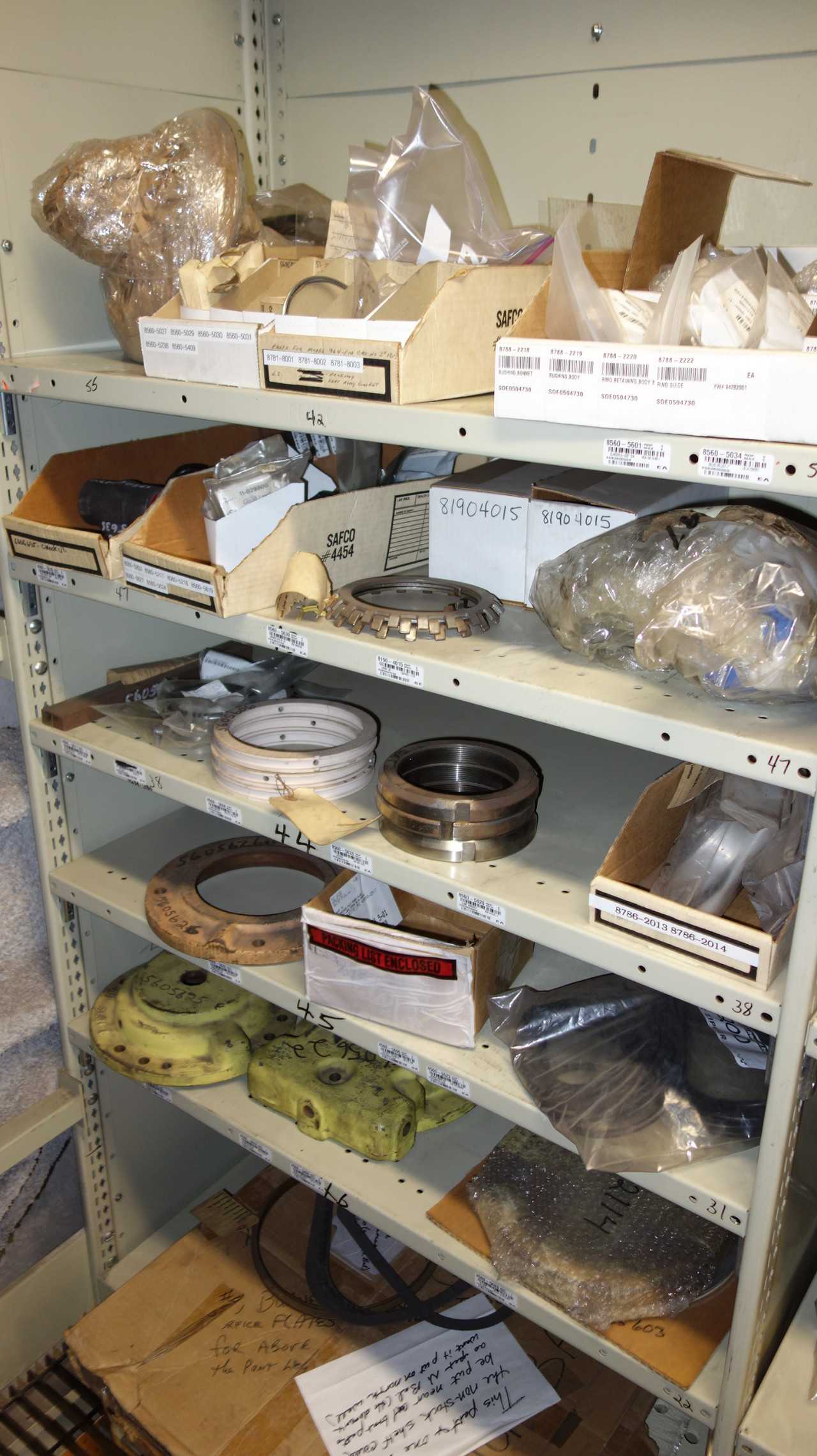 CONTENTS OF 3 SHELF COLUMNS, PUMP PARTS - PUMPS
