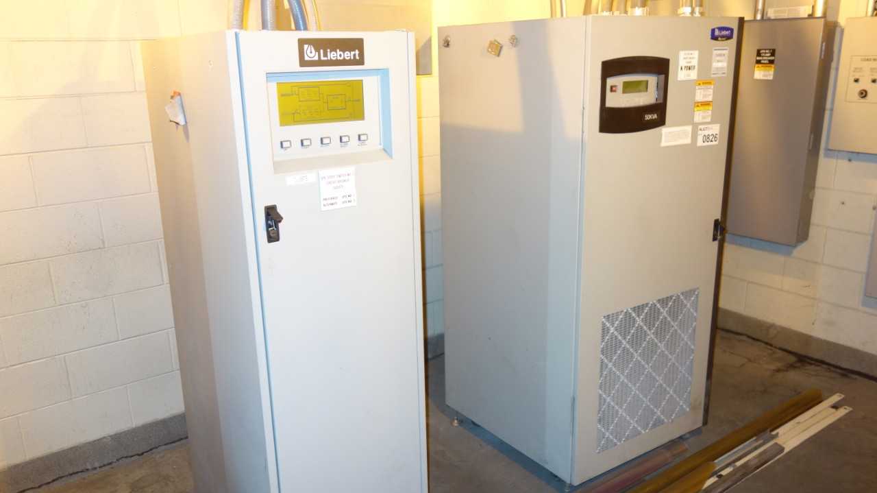 LIEBERT NPOWER 50KVA 480V-AC UNINTERRUPTIBLE POWER SYSTEM W/ STC0100P118003 100A 208V-AC STATIC TRANSFER SWITCH (DELAYED REMOVAL) - ELECTRICAL COMPONENTS
