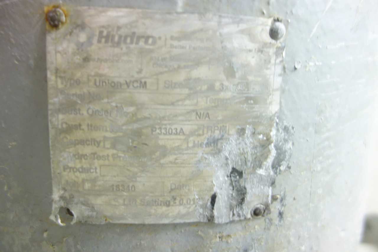 PALLET OF ASSORTED PUMPS AND PUMP PARTS - PUMPS