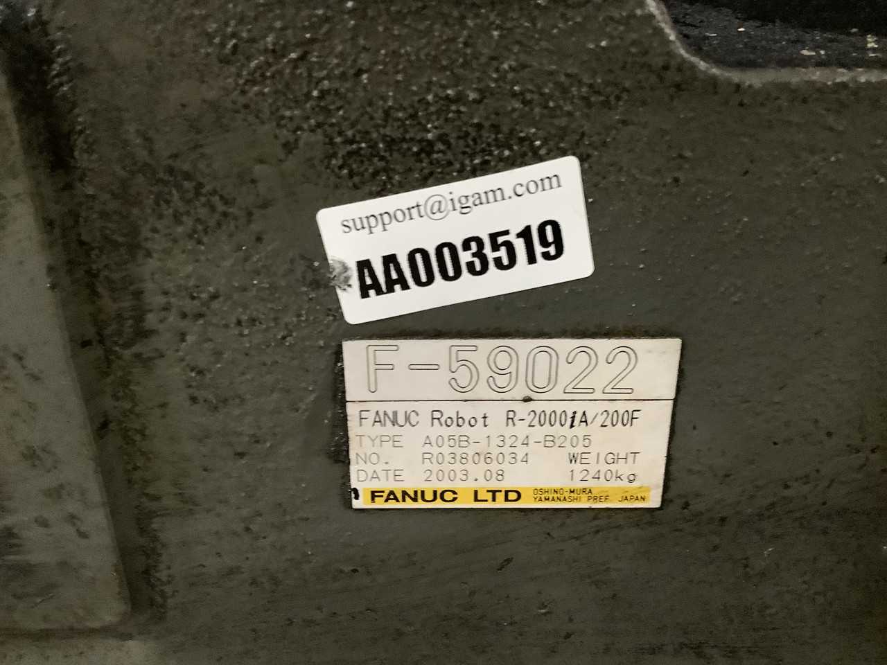 Fanuc 2000IA 200F (No guarantee operational) - INDUSTRIAL ROBOTS